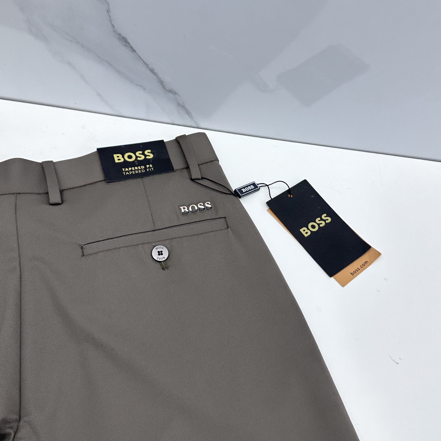 🆕BOSS 26ss春夏新品休闲裤西裤，官网同步，裤身工艺设计，高定面料，透气性能佳，客供辅料，代工厂出