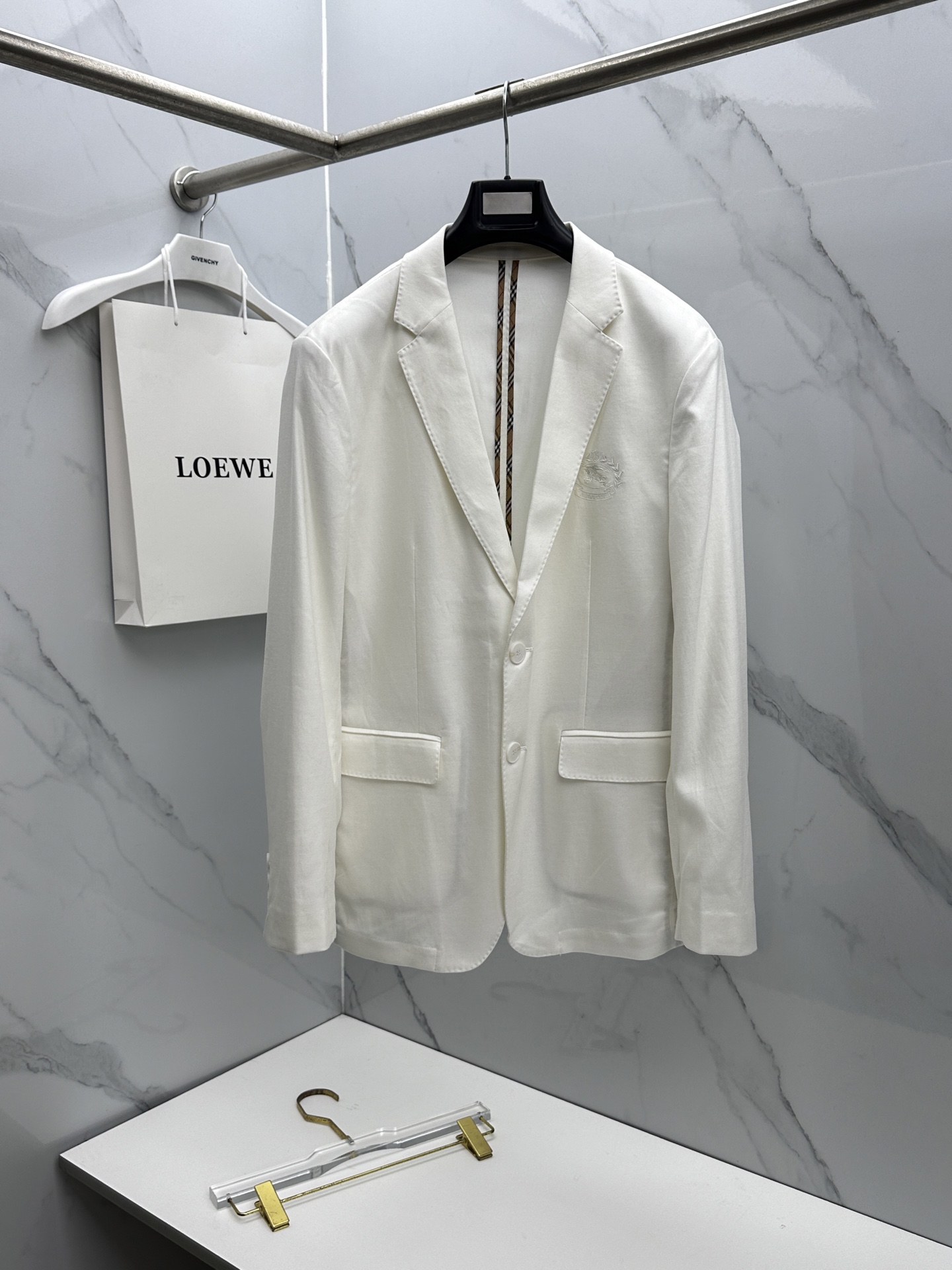 🆕Burberry巴宝莉 2026早春时尚系列，最新男款西装外套.定织定染面料，处处细节显工艺足够的高级