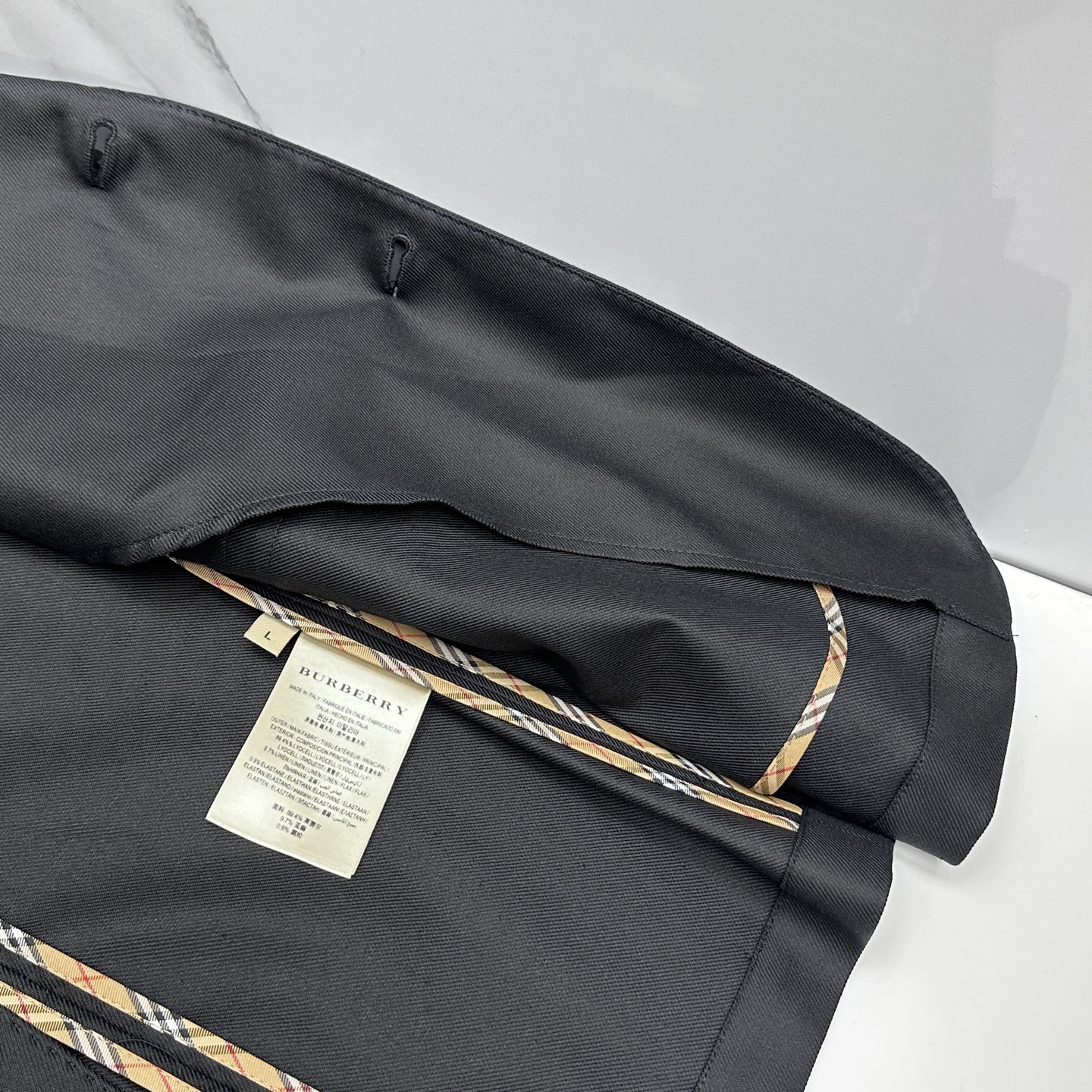 🆕Burberry巴宝莉 2026早春时尚系列，最新男款西装外套.定织定染面料，处处细节显工艺足够的高级