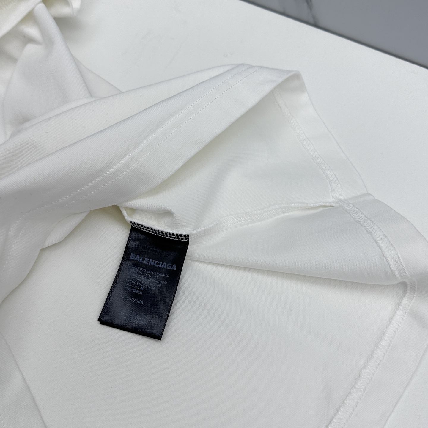🆕Balenciaga巴黎世家 2026春夏新款简约刺绣短袖 双纱纯棉面料 logo字母刺绣 多元化搭配
