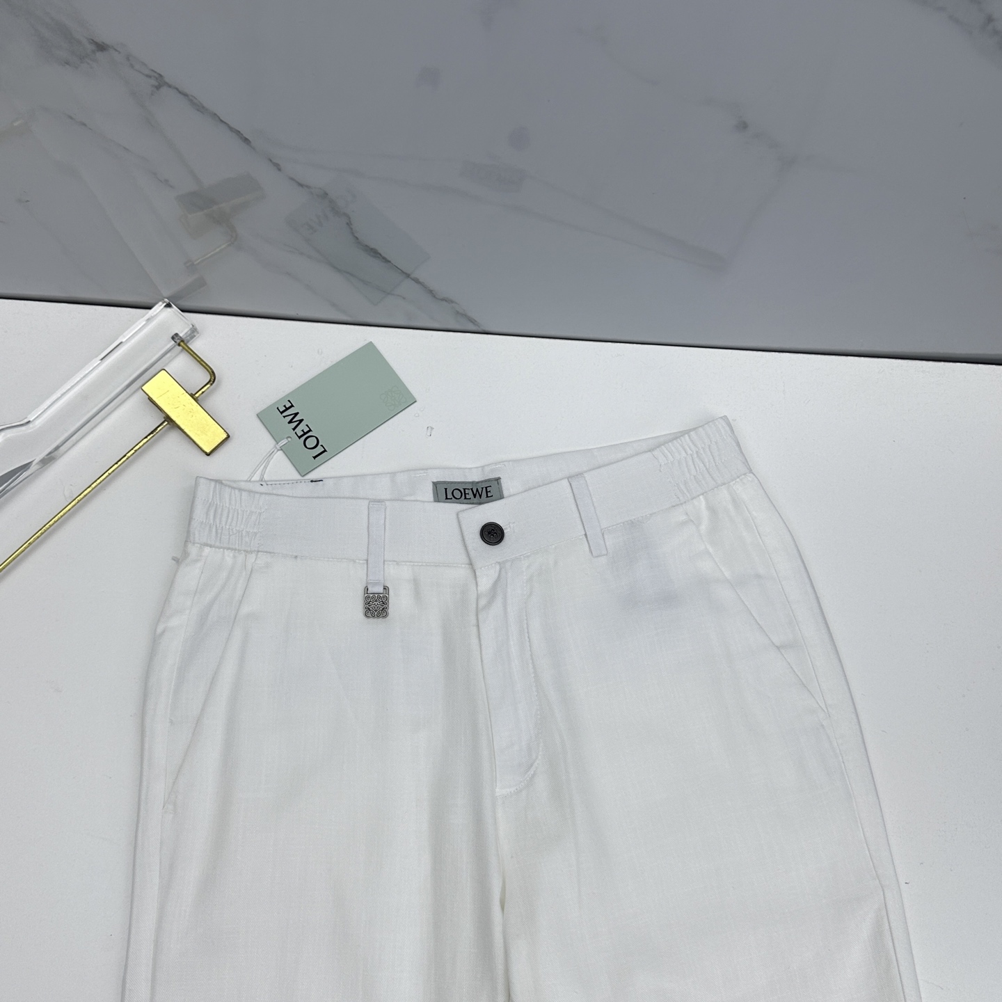 🆕LOEWE罗意威 26ss春夏新品休闲裤西裤，官网同步发售，定制棉麻面料，裤身工艺设计，客供辅料、柔软