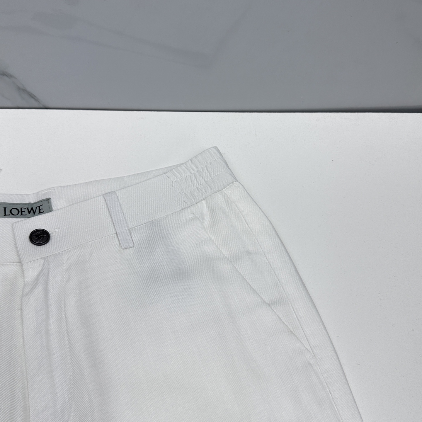 🆕LOEWE罗意威 26ss春夏新品休闲裤西裤，官网同步发售，定制棉麻面料，裤身工艺设计，客供辅料、柔软