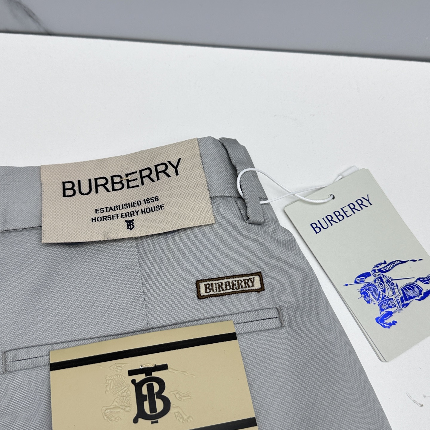 🆕Burberry巴宝莉 26ss春夏新品休闲裤西裤，官网同步发售，裤身工艺设计，客供辅料、高定面料，柔