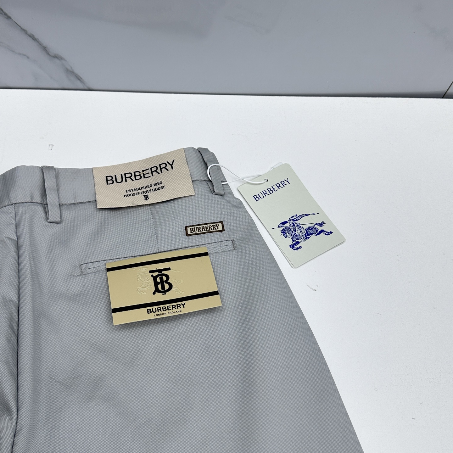 🆕Burberry巴宝莉 26ss春夏新品休闲裤西裤，官网同步发售，裤身工艺设计，客供辅料、高定面料，柔