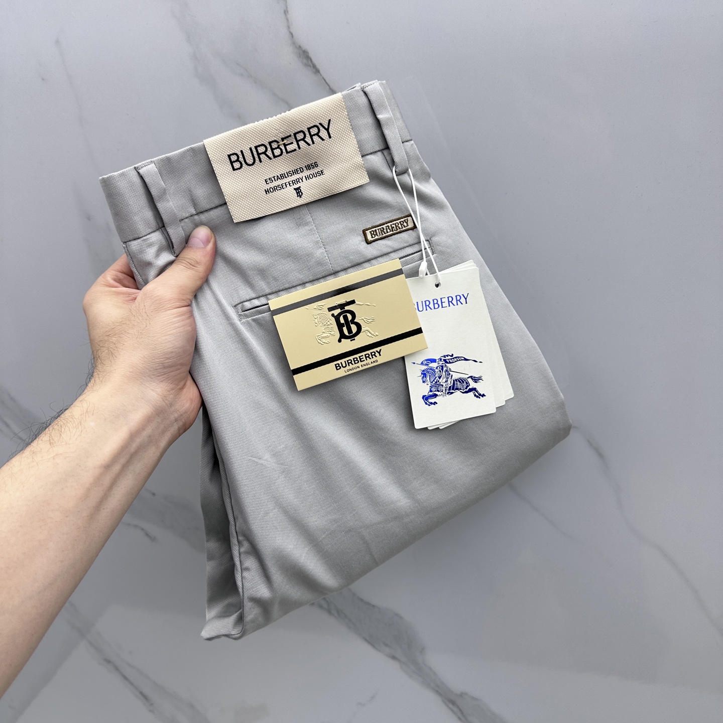 🆕Burberry巴宝莉 26ss春夏新品休闲裤西裤，官网同步发售，裤身工艺设计，客供辅料、高定面料，柔