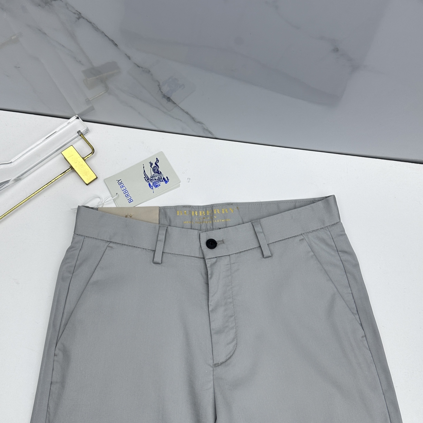 🆕Burberry巴宝莉 26ss春夏新品休闲裤西裤，官网同步发售，裤身工艺设计，客供辅料、高定面料，柔