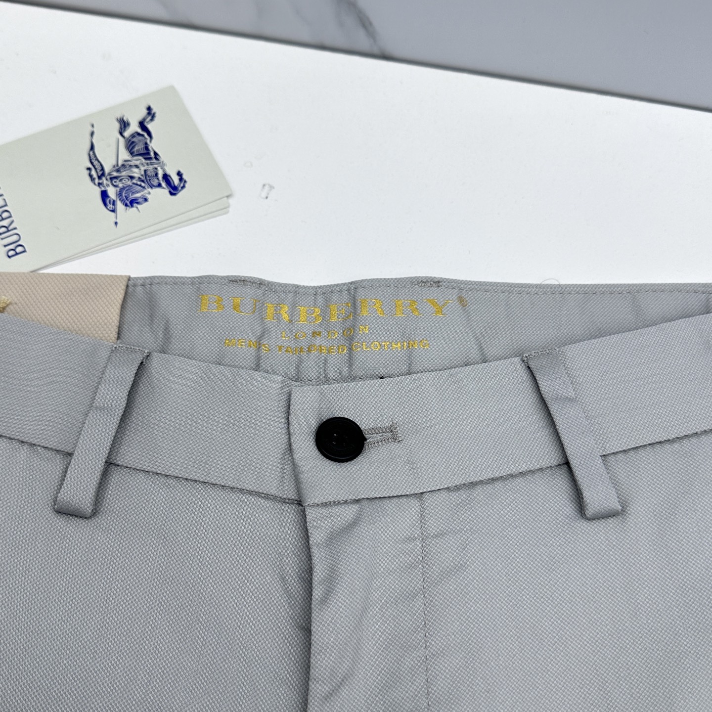 🆕Burberry巴宝莉 26ss春夏新品休闲裤西裤，官网同步发售，裤身工艺设计，客供辅料、高定面料，柔