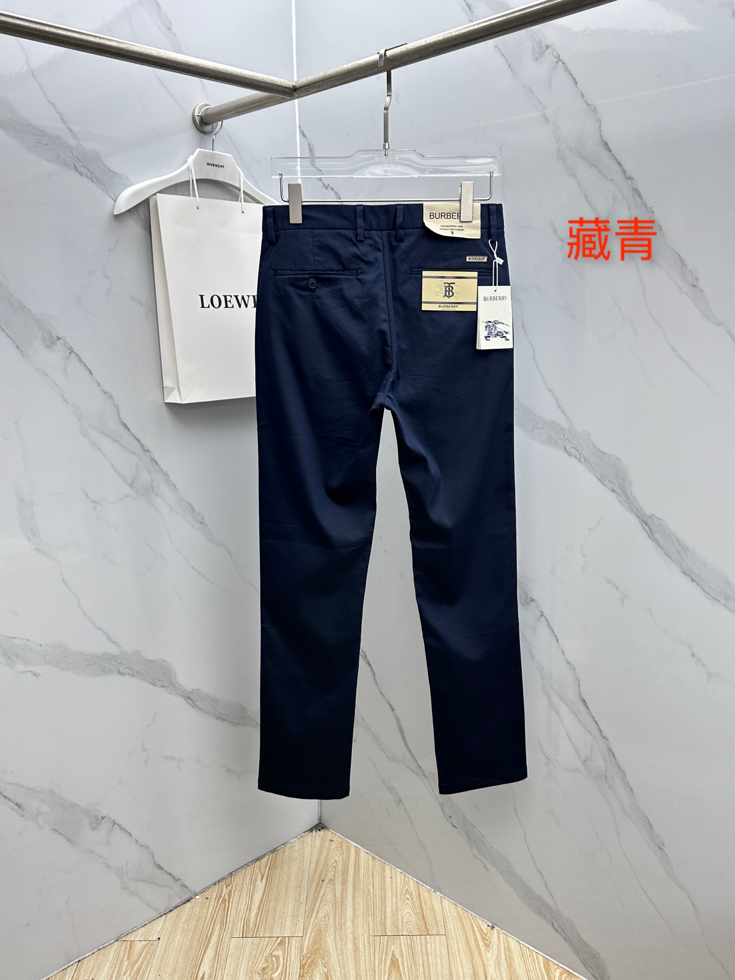 🆕Burberry巴宝莉 26ss春夏新品休闲裤西裤，官网同步发售，裤身工艺设计，客供辅料、高定面料，柔