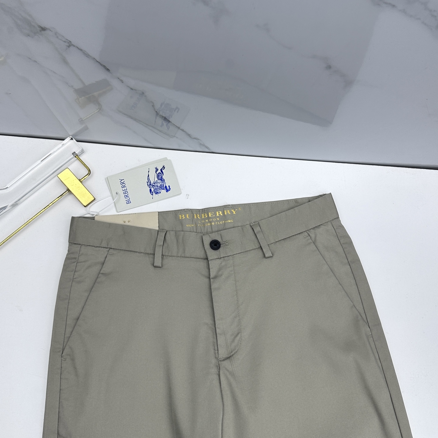 🆕Burberry巴宝莉 26ss春夏新品休闲裤西裤，官网同步发售，裤身工艺设计，客供辅料、高定面料，柔
