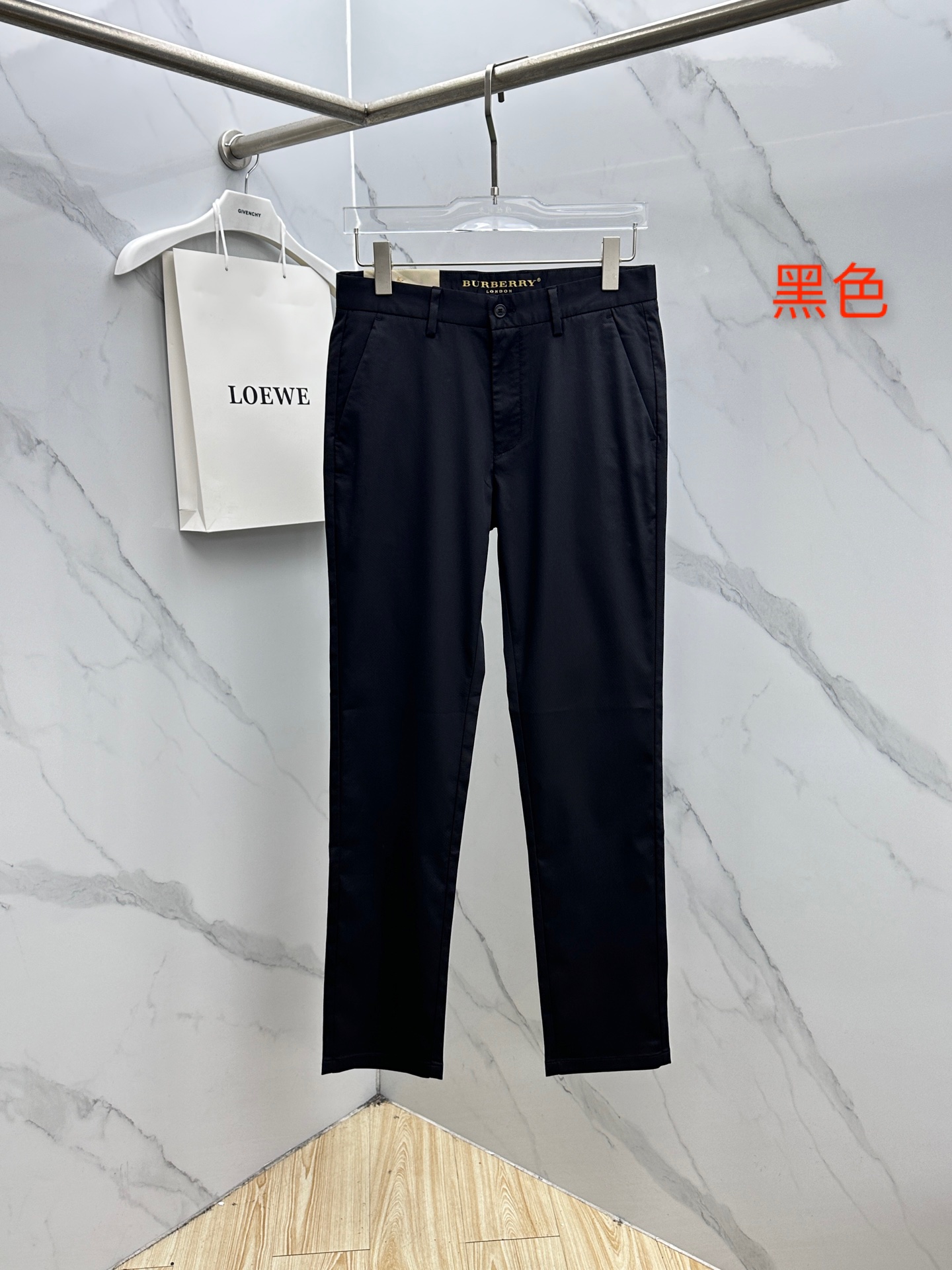 🆕Burberry巴宝莉 26ss春夏新品休闲裤西裤，官网同步发售，裤身工艺设计，客供辅料、高定面料，柔