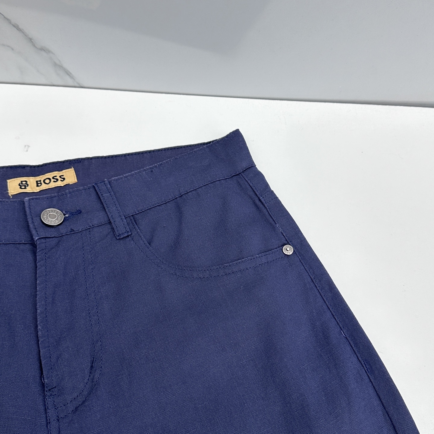 🆕BOSS 26ss春夏新品休闲裤西裤，官网同步发售，裤身工艺设计，客供亚麻辅料、高定面料，柔软丝滑，代
