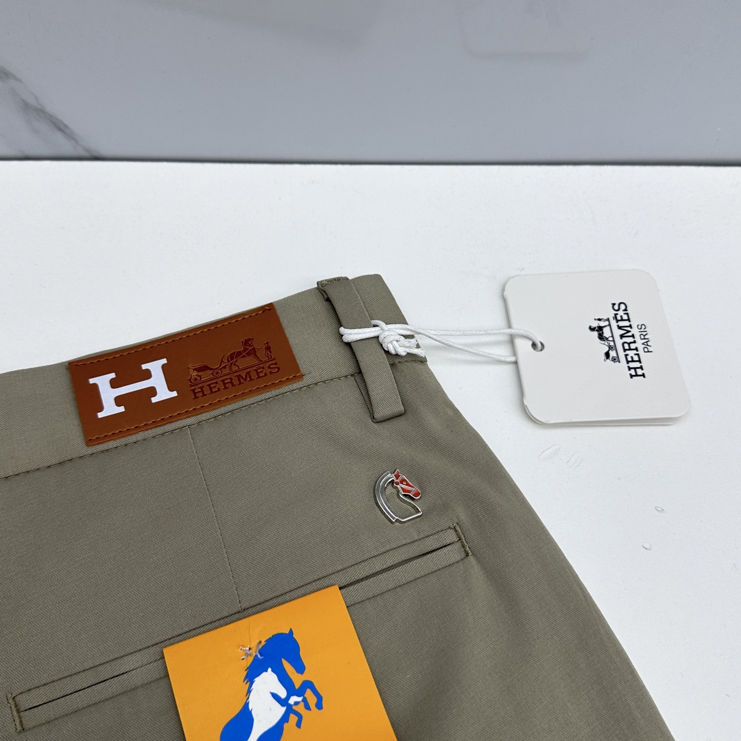 🆕Hermes爱马仕 26ss春夏新品休闲裤西裤，官网同步发售，裤身工艺设计，客供辅料、高定面料，柔软丝