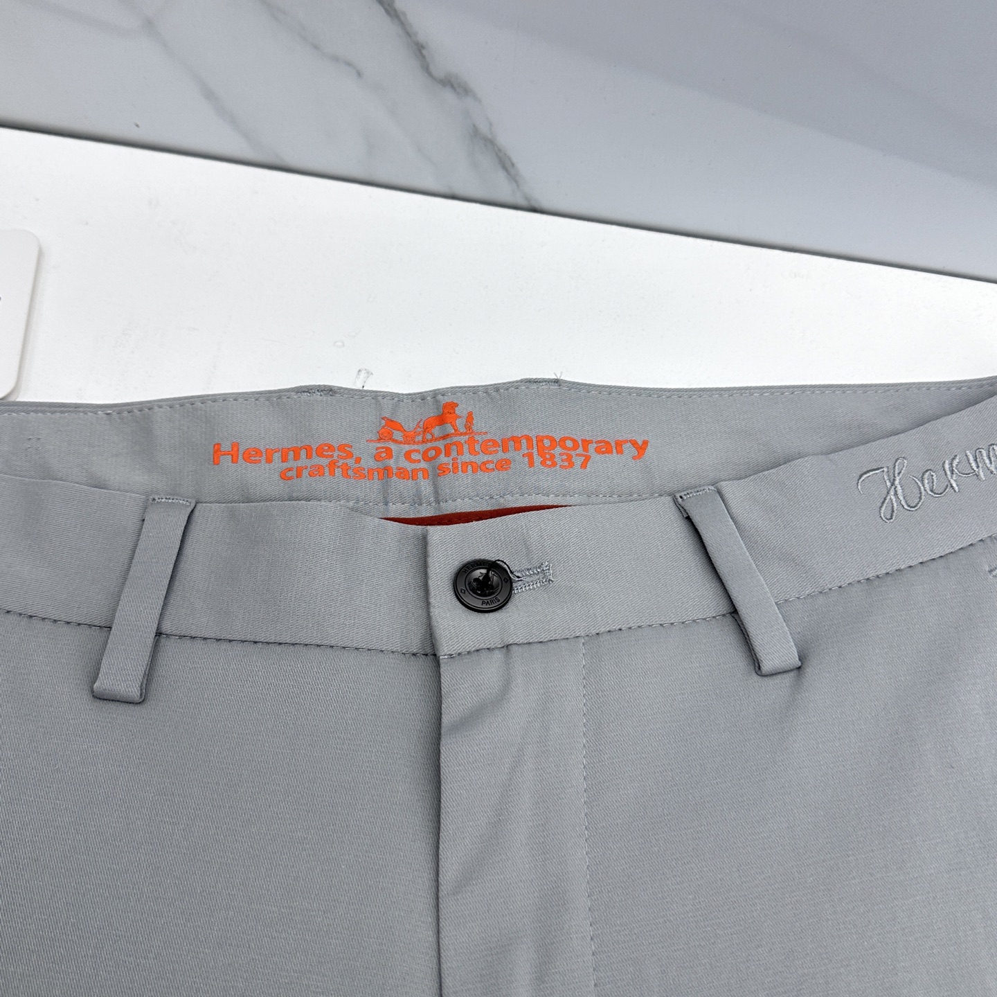 🆕Hermes爱马仕 26ss春夏新品休闲裤西裤，官网同步发售，裤身工艺设计，客供辅料、高定面料，柔软丝