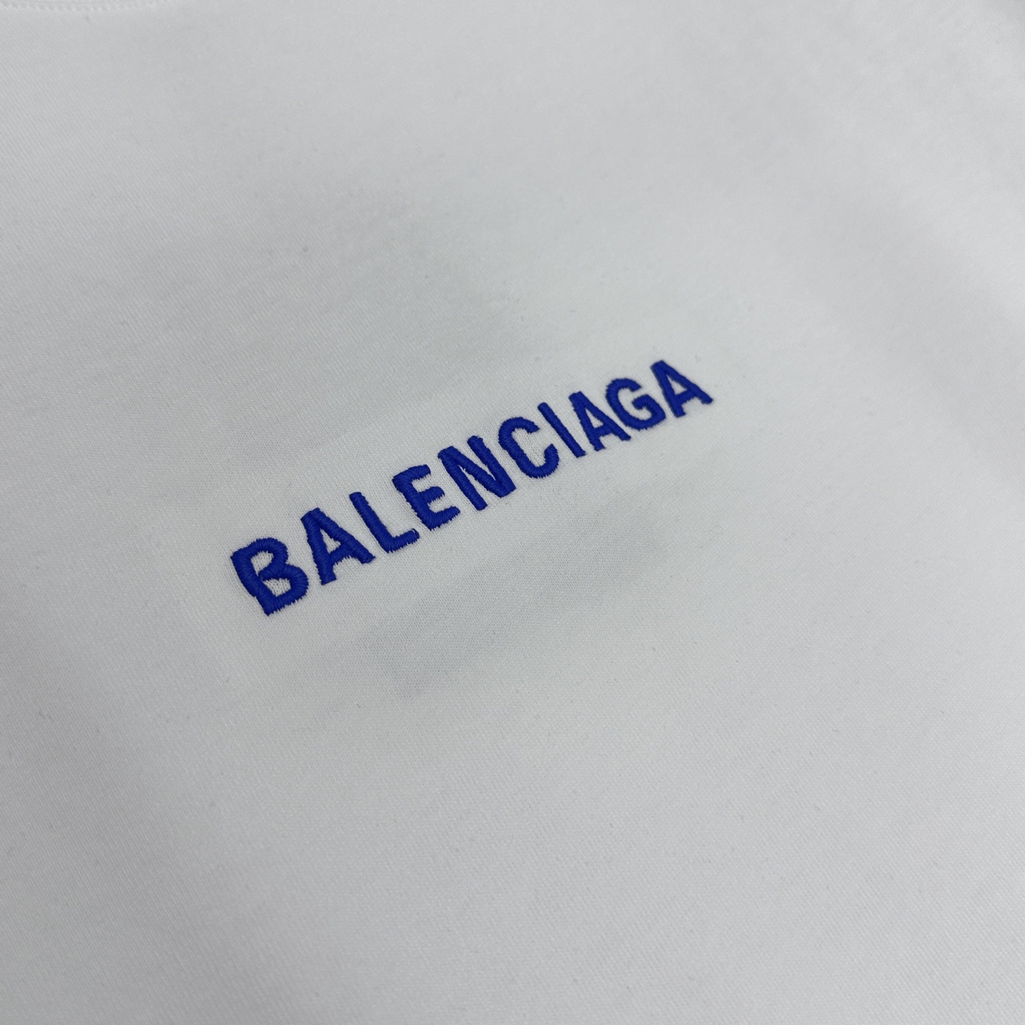 🆕Balenciaga巴黎世家 2026春夏新款短袖 官网同款T恤，双纱纯棉面料 多元化搭配 迎合眼下时