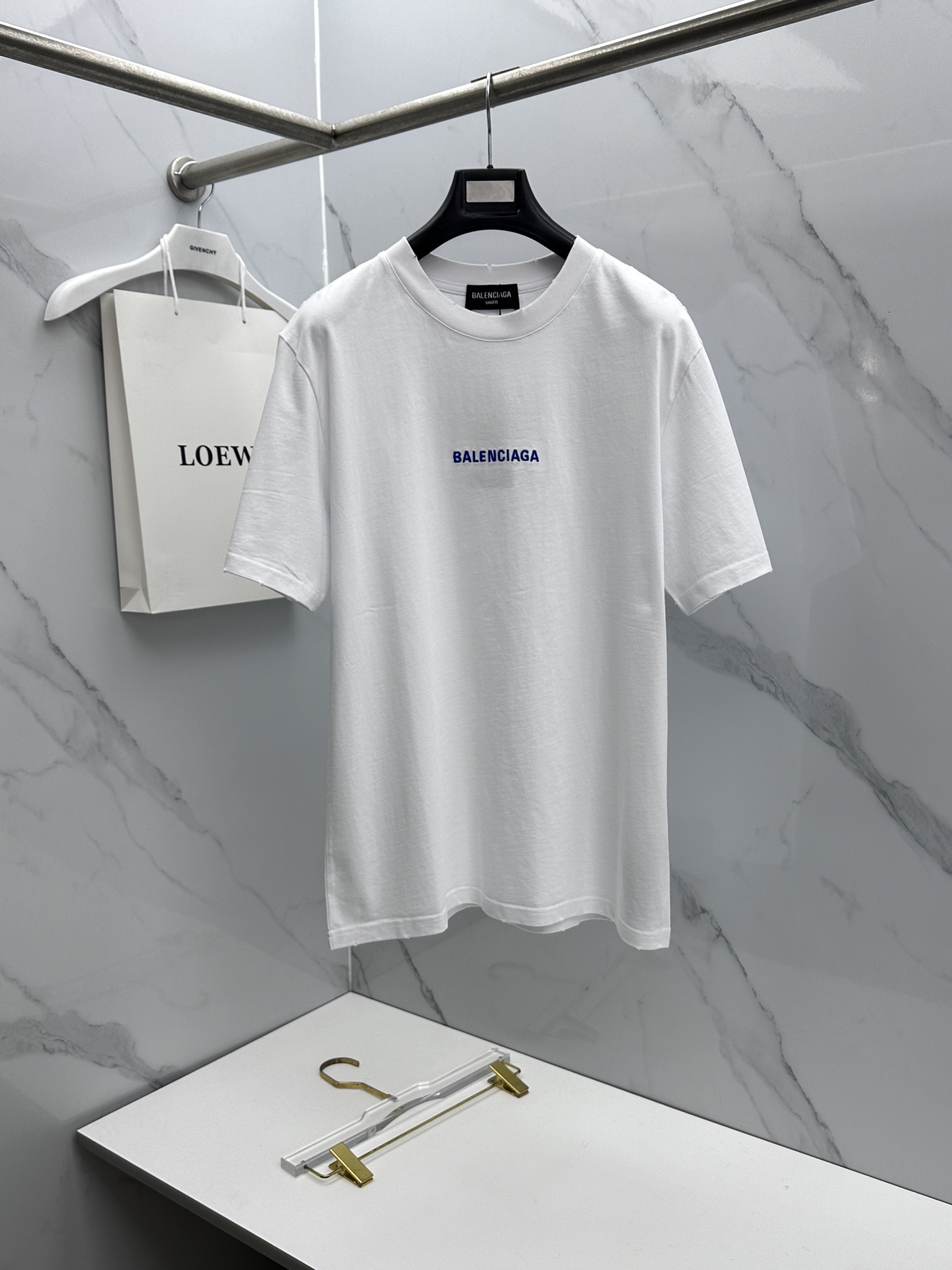 🆕Balenciaga巴黎世家 2026春夏新款短袖 官网同款T恤，双纱纯棉面料 多元化搭配 迎合眼下时