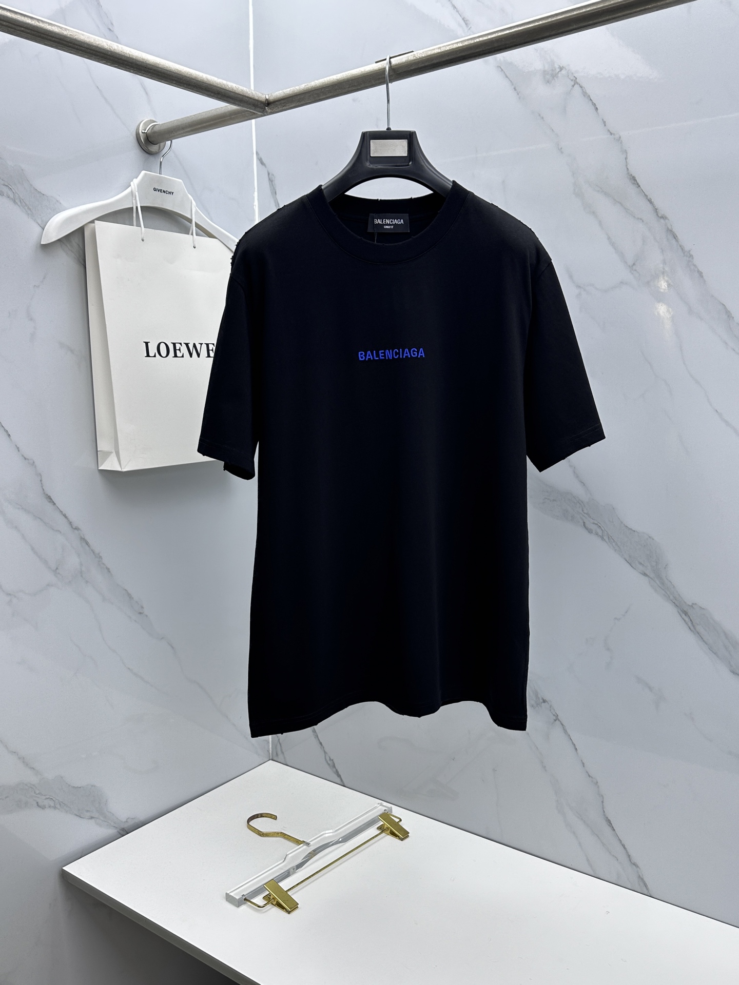 🆕Balenciaga巴黎世家 2026春夏新款短袖 官网同款T恤，双纱纯棉面料 多元化搭配 迎合眼下时