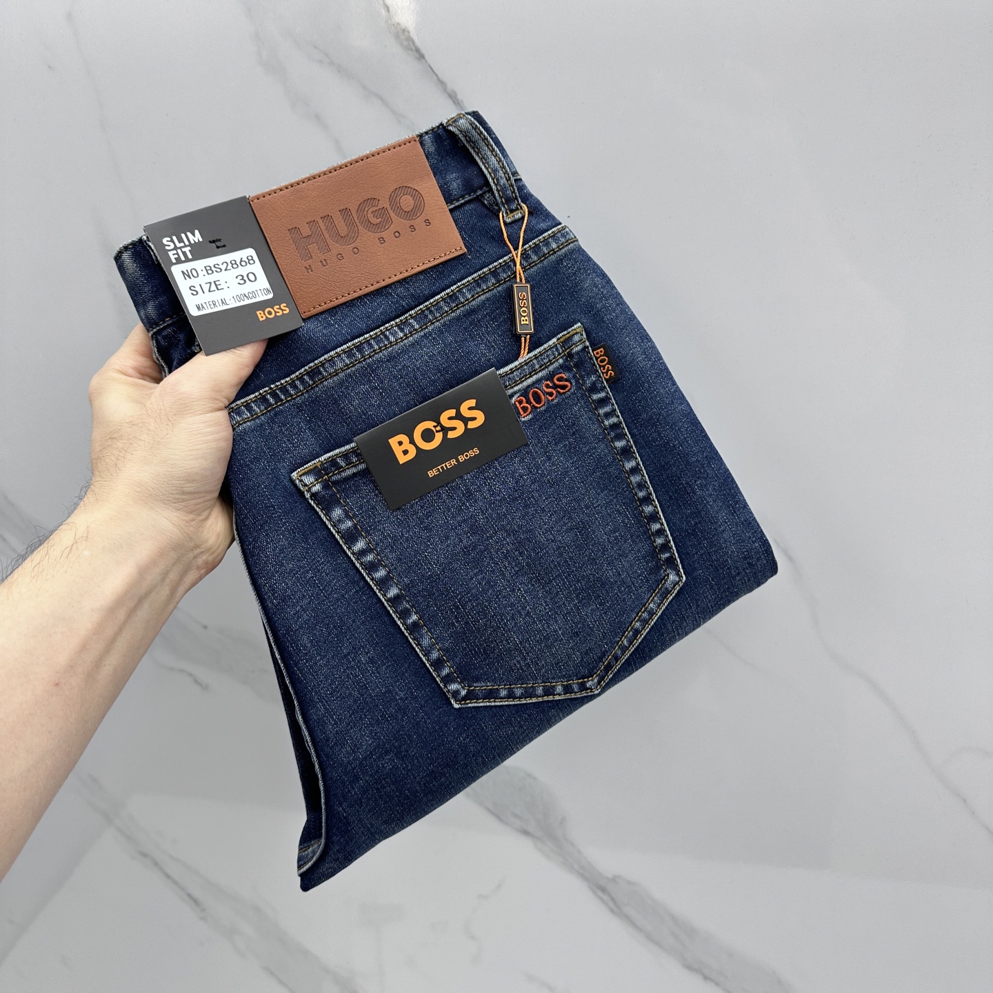 NO:757011,BOSS high-end customization, 26 early spring new thin jeans, sold simultaneously at the counter, original customized replicas, customer-supplied hardware accessories, original quality, imported solid-color denim fabrics, heavy washing, fine workmanship, and excellent upper body!  Preferred item, complete with three standards, AX size 30-38, no 37,,jeans,19860909BOSS 高端定制、26早春新款薄款牛仔裤 柜台同步发售 原版定制复刻 客供五金辅料 原单品质 进口固色牛仔面料 重工洗水 做工走线精细 上身绝佳！优选单品 三标齐全 AX 码数30-38无37,,jeans,,Men's clothing