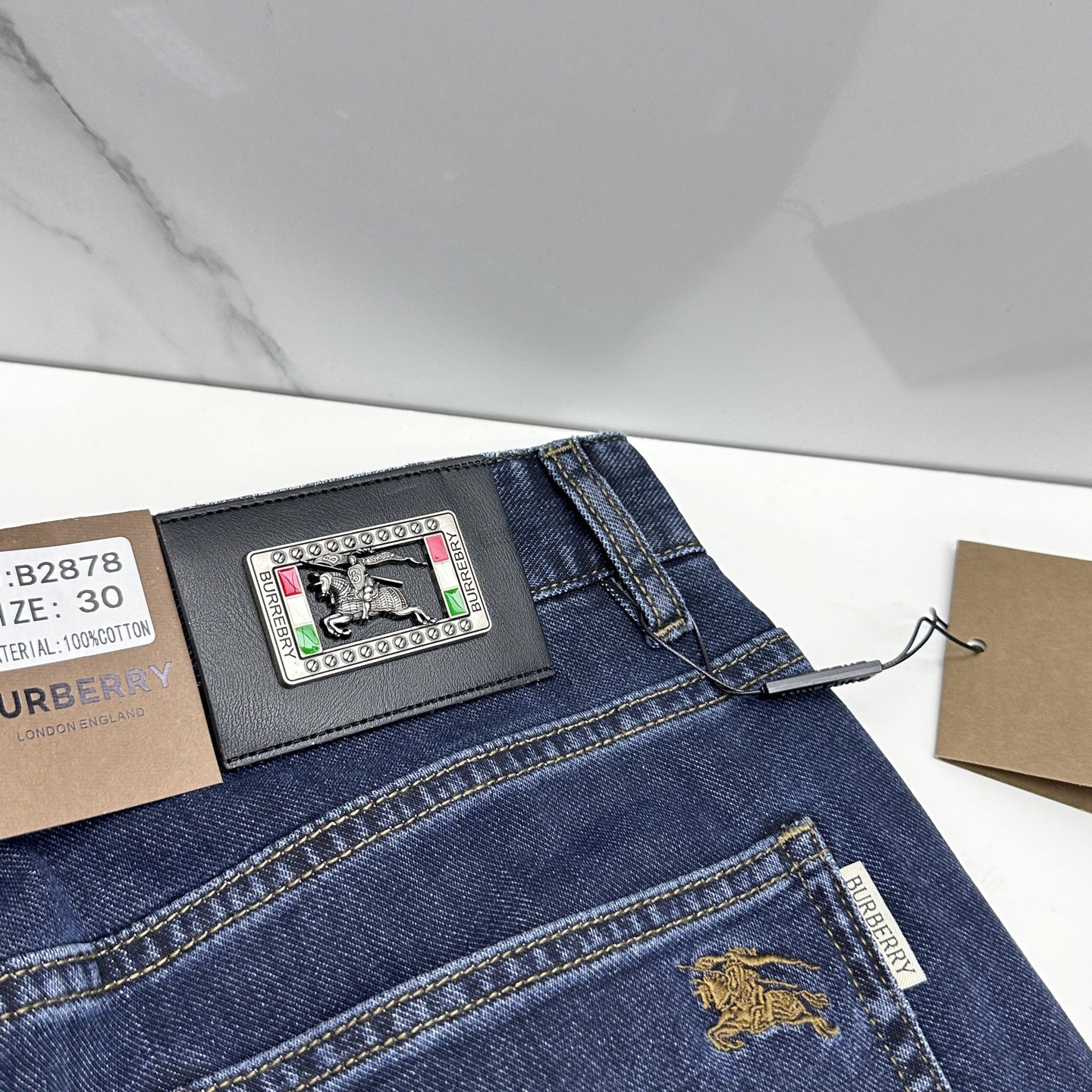 🆕Burberry巴宝莉 🔥高端定制、26早春新款薄款牛仔裤 柜台同步发售 原版定制复刻 客供五金辅料 