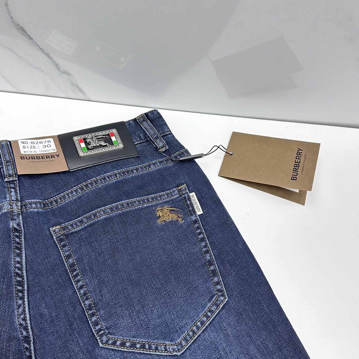🆕Burberry巴宝莉 🔥高端定制、26早春新款薄款牛仔裤 柜台同步发售 原版定制复刻 客供五金辅料 