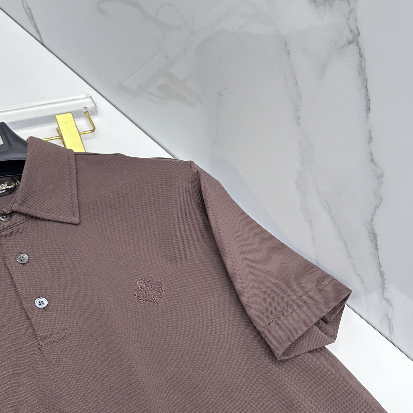 🆕Loro piana 春夏新款翻领Polo衫短袖T恤翻领商务 简洁时尚百搭 胸口小绣花 螺纹针织领口 