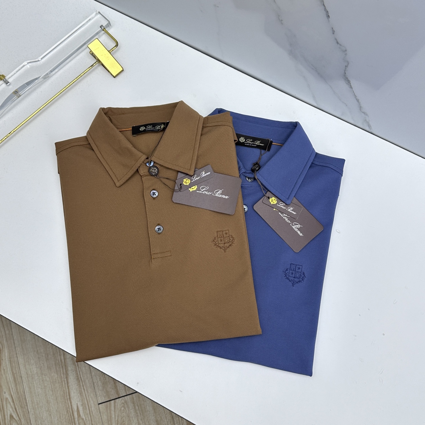 NO:759703,LP 1956 spring and summer new style lapel Polo shirt, short-sleeved T-shirt lapel business, simple, fashionable and versatile, small embroidery on the chest, threaded knitted collar, custom imported mercerized pique fabric, comfortable to wear, breathable, high-grade and textured, fashionable and casual, successful standard size A7, S-XXL, loro piana, T-shirt, tees, t-shirt,19860909LP 1956春夏新款翻领Polo衫短袖T恤翻领商务 简洁时尚百搭 胸口小绣花 螺纹针织领口 定制进口丝光珠地面料 穿着舒适 透气 档次高很有质感 时尚休闲 成功标配A7 尺码S-XXL,,loro piana,T-shirt,tees，t-shirt,,Men's clothing