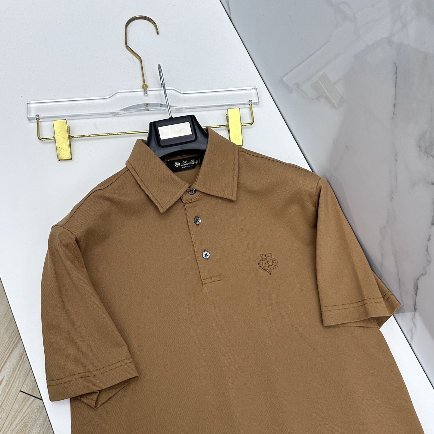 🆕Loro piana 春夏新款翻领Polo衫短袖T恤翻领商务 简洁时尚百搭 胸口小绣花 螺纹针织领口 