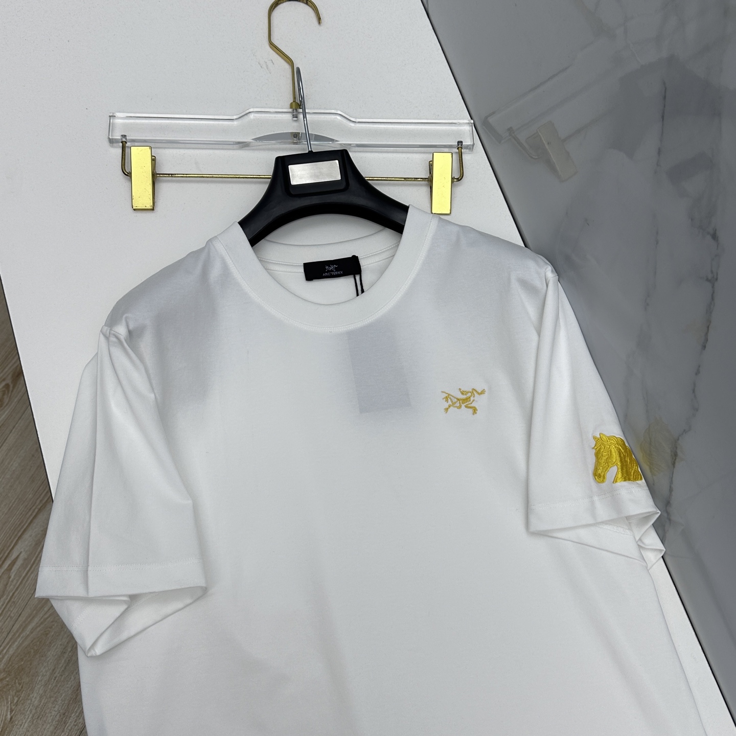 🆕ARCTERYX始祖鸟 新款首发专柜最新款短袖圆领T恤 高端订制 胸前品牌logo重工艺设计 高端长绒
