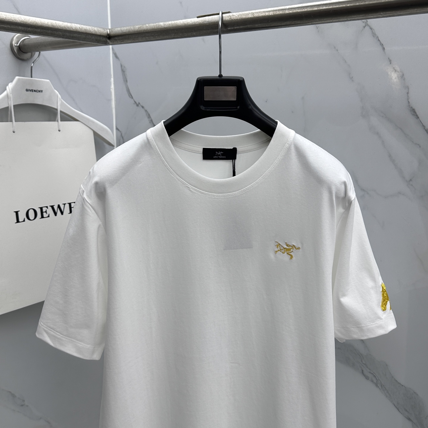 🆕ARCTERYX始祖鸟 新款首发专柜最新款短袖圆领T恤 高端订制 胸前品牌logo重工艺设计 高端长绒
