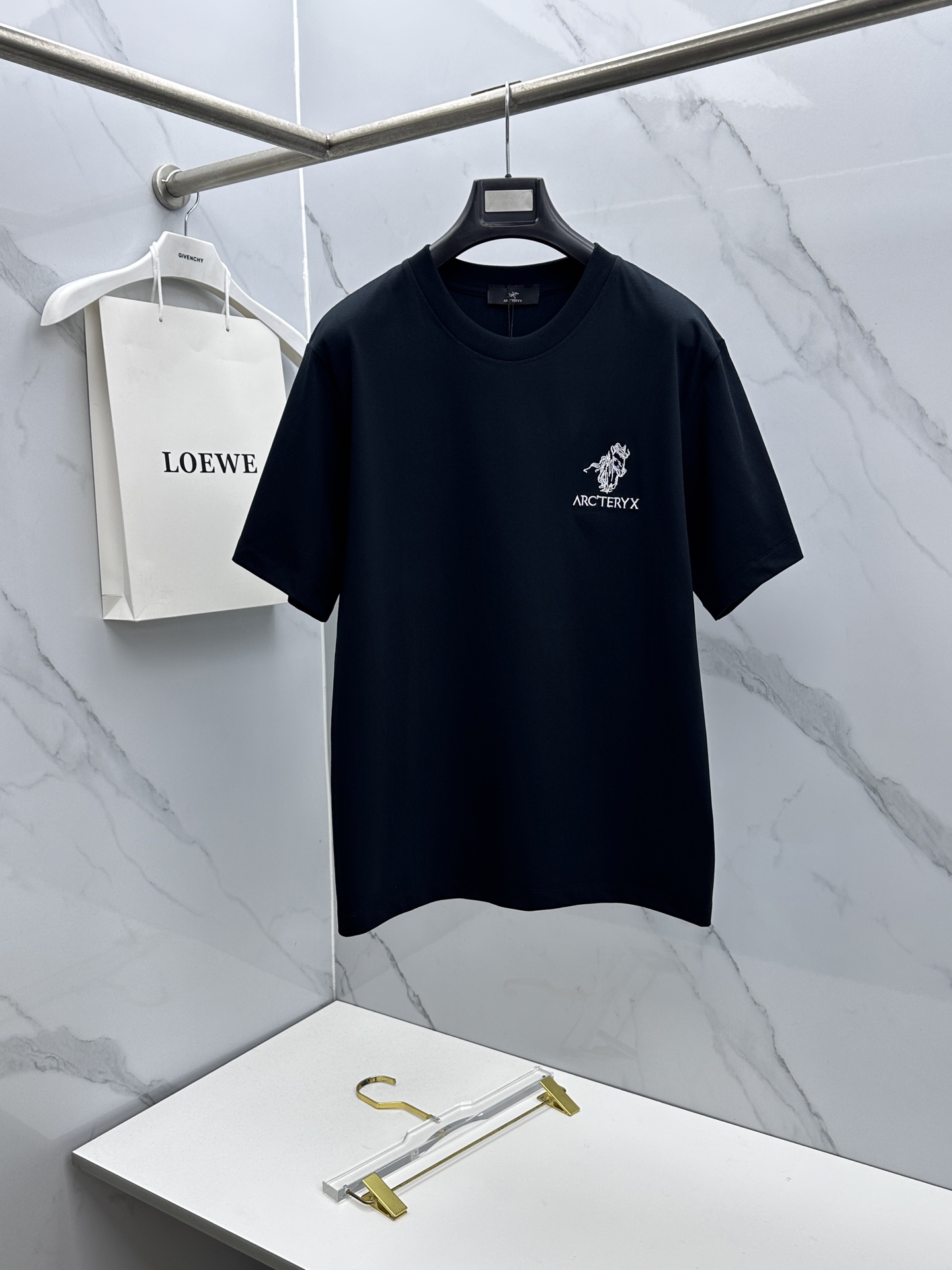 🆕ARCTERYX始祖鸟 新款首发专柜最新款短袖圆领T恤 高端订制 胸前品牌logo重工艺设计 高端长绒