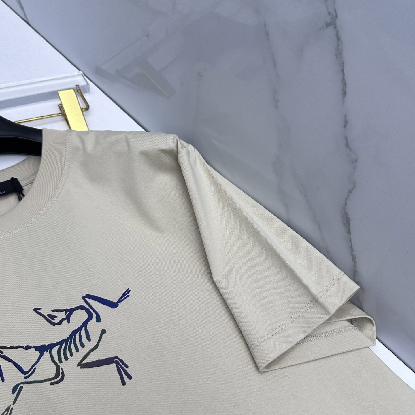 🆕ARCTERYX始祖鸟 新款首发专柜最新款短袖圆领T恤 高端订制 胸前品牌logo镭射工艺印花 高端长
