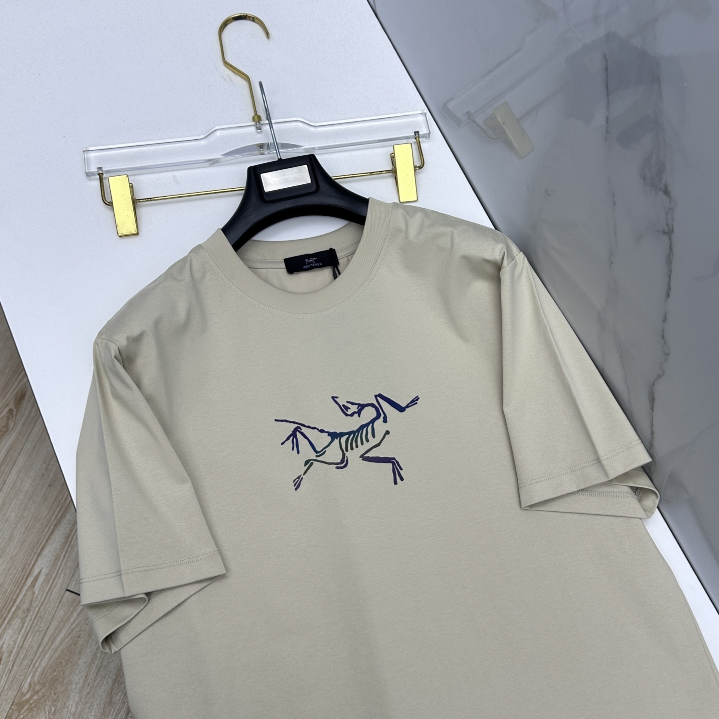 🆕ARCTERYX始祖鸟 新款首发专柜最新款短袖圆领T恤 高端订制 胸前品牌logo镭射工艺印花 高端长