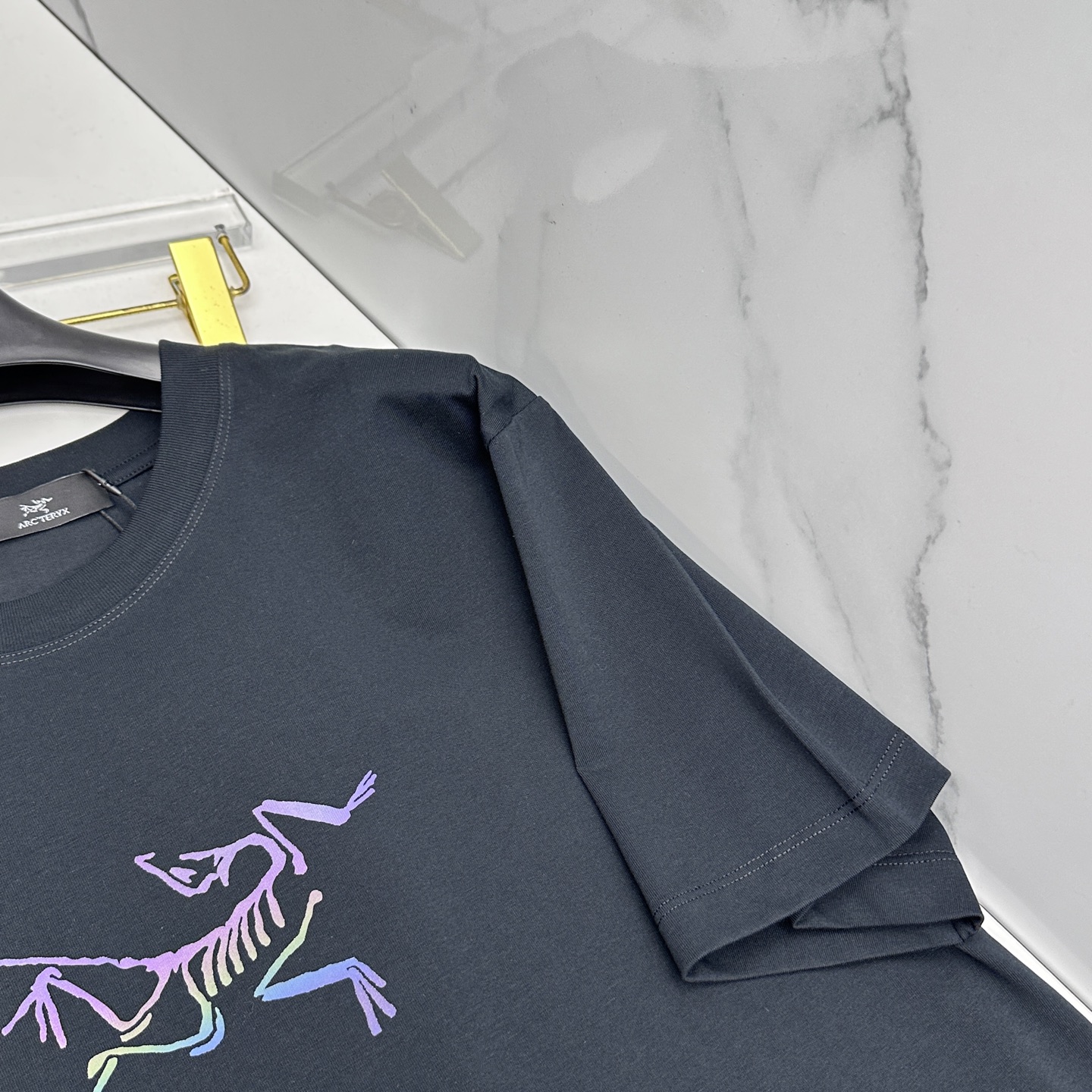 🆕ARCTERYX始祖鸟 新款首发专柜最新款短袖圆领T恤 高端订制 胸前品牌logo镭射工艺印花 高端长