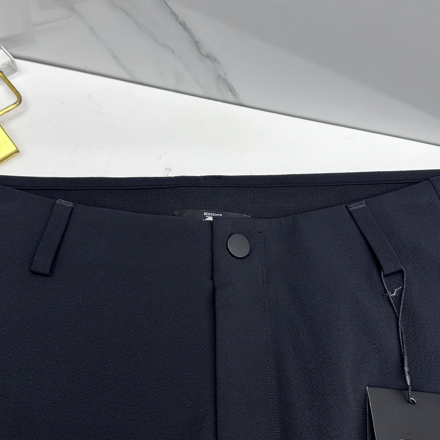 🆕DESCENTE迪桑特 春夏速干户外机能裤休闲长裤 采用高密度登山布面料，具有很好的延展性能 非常结实