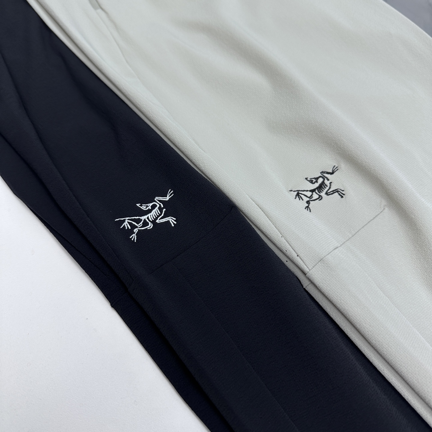 🆕ARCTERYX始祖鸟 春夏速干户外机能裤休闲长裤 采用高密度登山布面料，具有很好的延展性能 非常结实