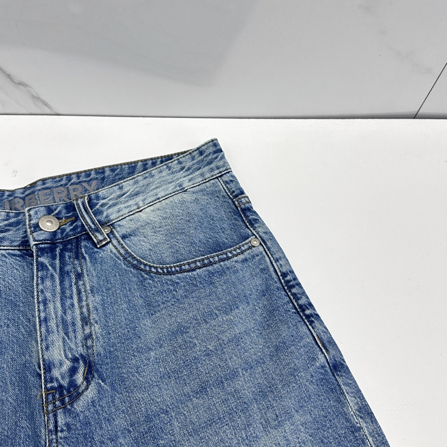 🆕Burberry巴宝莉 🔥高端定制、26早春新款牛仔裤阔腿裤 柜台同步发售 原版定制复刻 客供五金辅料