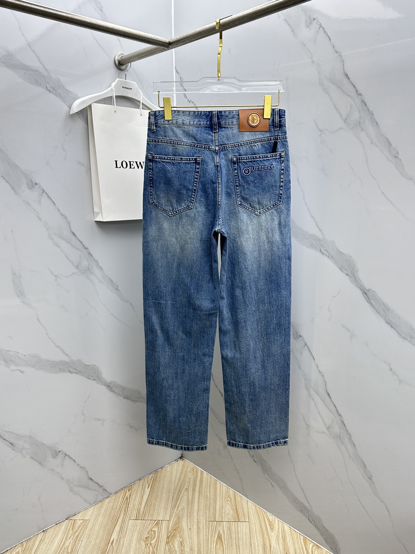 🆕Burberry巴宝莉 🔥高端定制、26早春新款牛仔裤阔腿裤 柜台同步发售 原版定制复刻 客供五金辅料