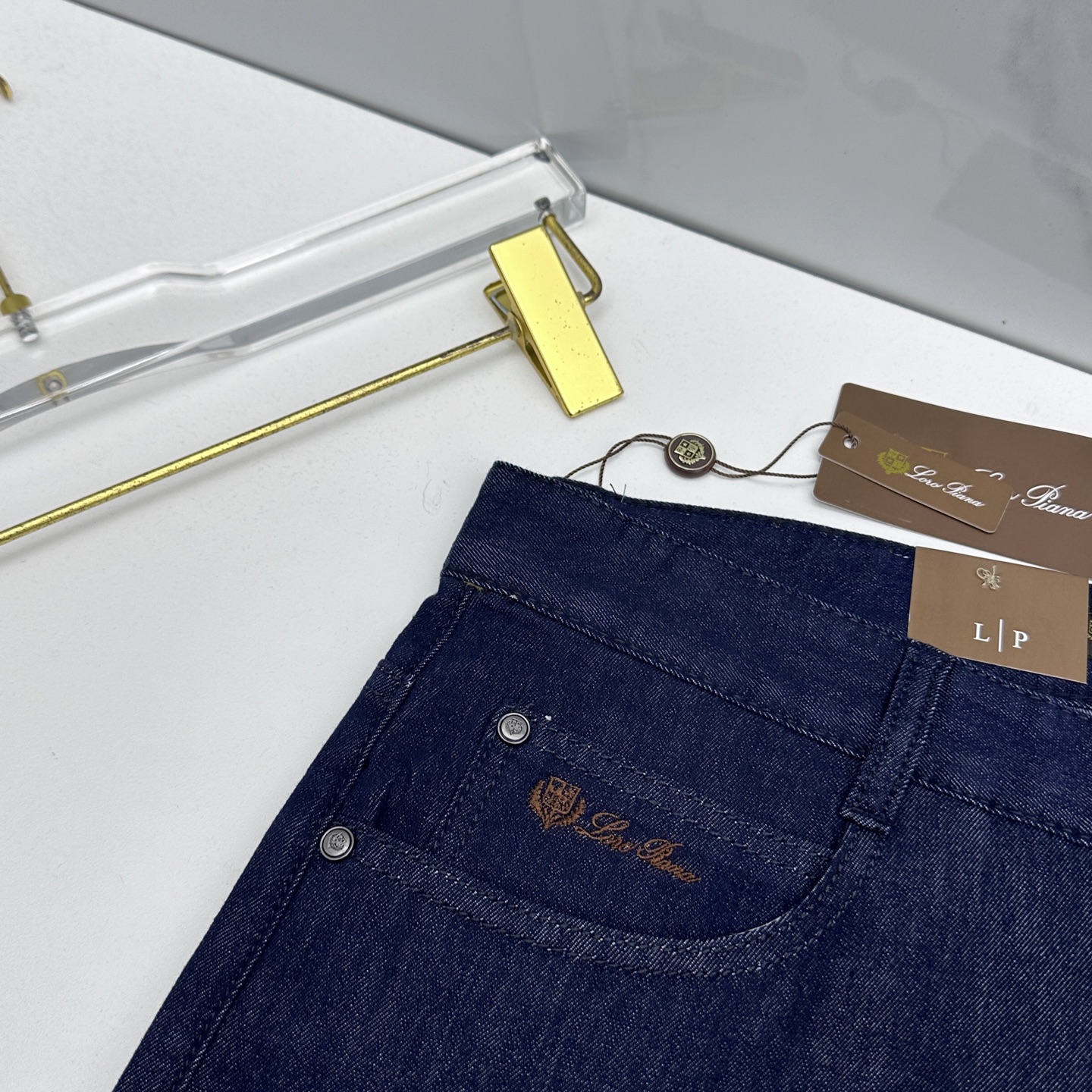 🆕Loro piana 🔥高端定制、26早春新款牛仔裤 柜台同步发售 原版定制复刻 客供五金辅料 原单品