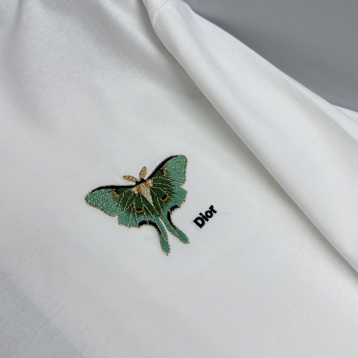 🆕Dior迪奥 新款首发专柜最新款短袖圆领T恤 高端订制 胸前品牌logo重工艺设计 高端长绒棉面料.手