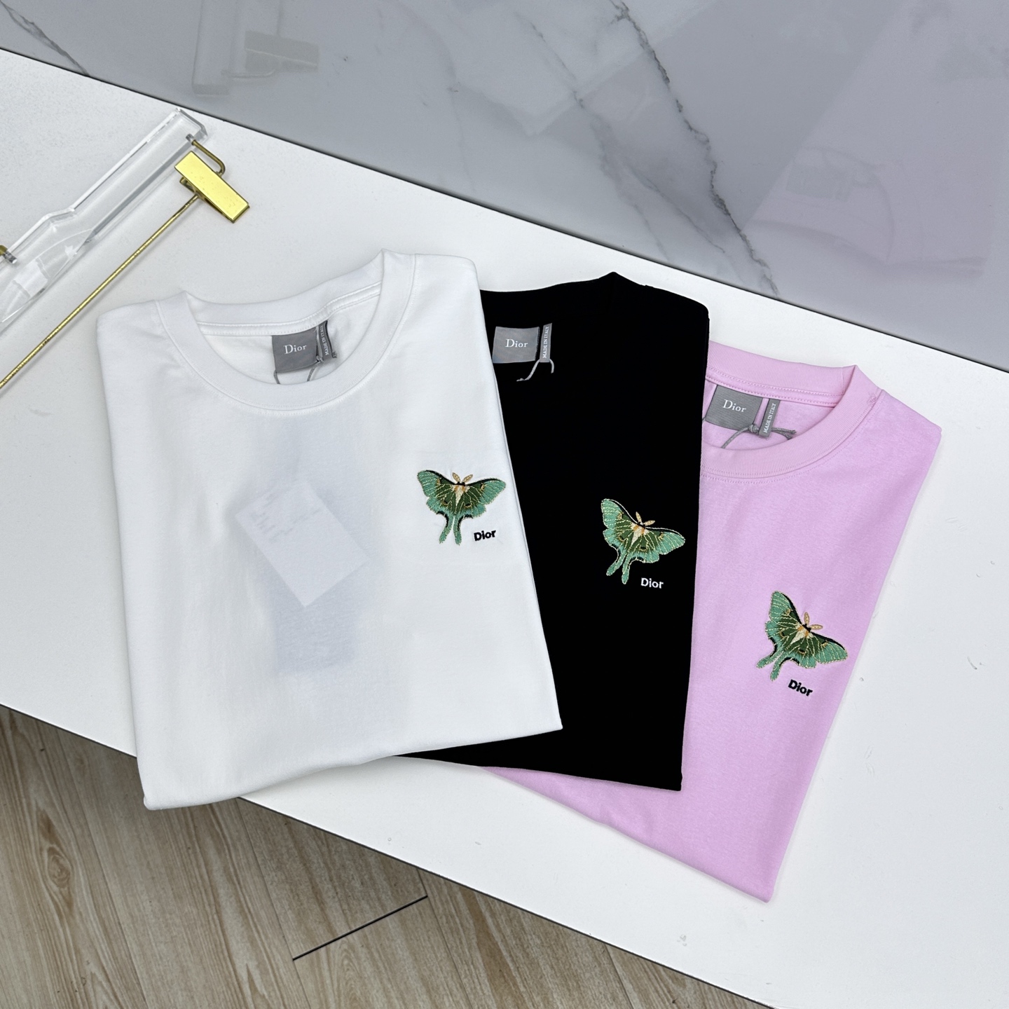 🆕Dior迪奥 新款首发专柜最新款短袖圆领T恤 高端订制 胸前品牌logo重工艺设计 高端长绒棉面料.手