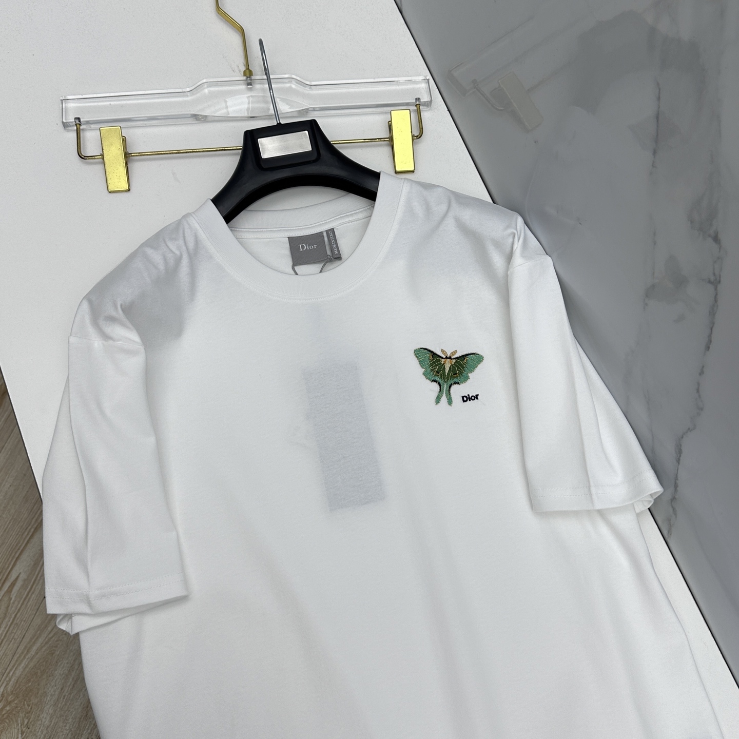 🆕Dior迪奥 新款首发专柜最新款短袖圆领T恤 高端订制 胸前品牌logo重工艺设计 高端长绒棉面料.手