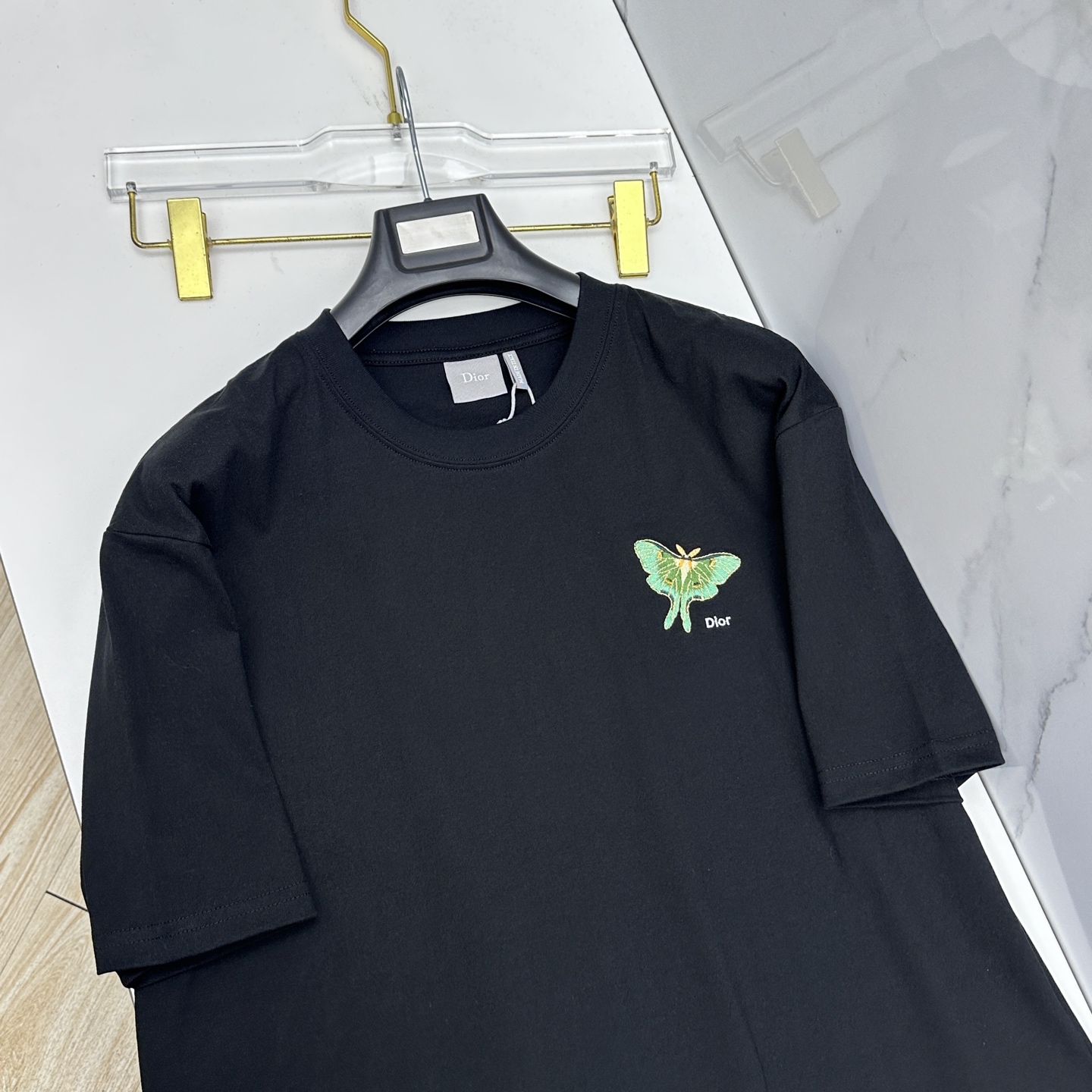🆕Dior迪奥 新款首发专柜最新款短袖圆领T恤 高端订制 胸前品牌logo重工艺设计 高端长绒棉面料.手