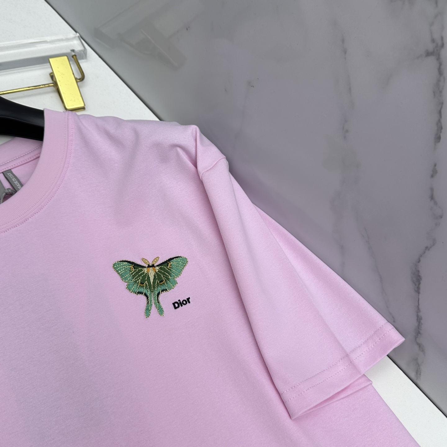 🆕Dior迪奥 新款首发专柜最新款短袖圆领T恤 高端订制 胸前品牌logo重工艺设计 高端长绒棉面料.手