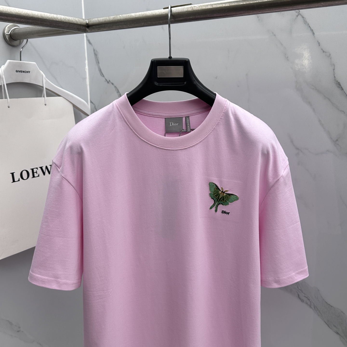 🆕Dior迪奥 新款首发专柜最新款短袖圆领T恤 高端订制 胸前品牌logo重工艺设计 高端长绒棉面料.手