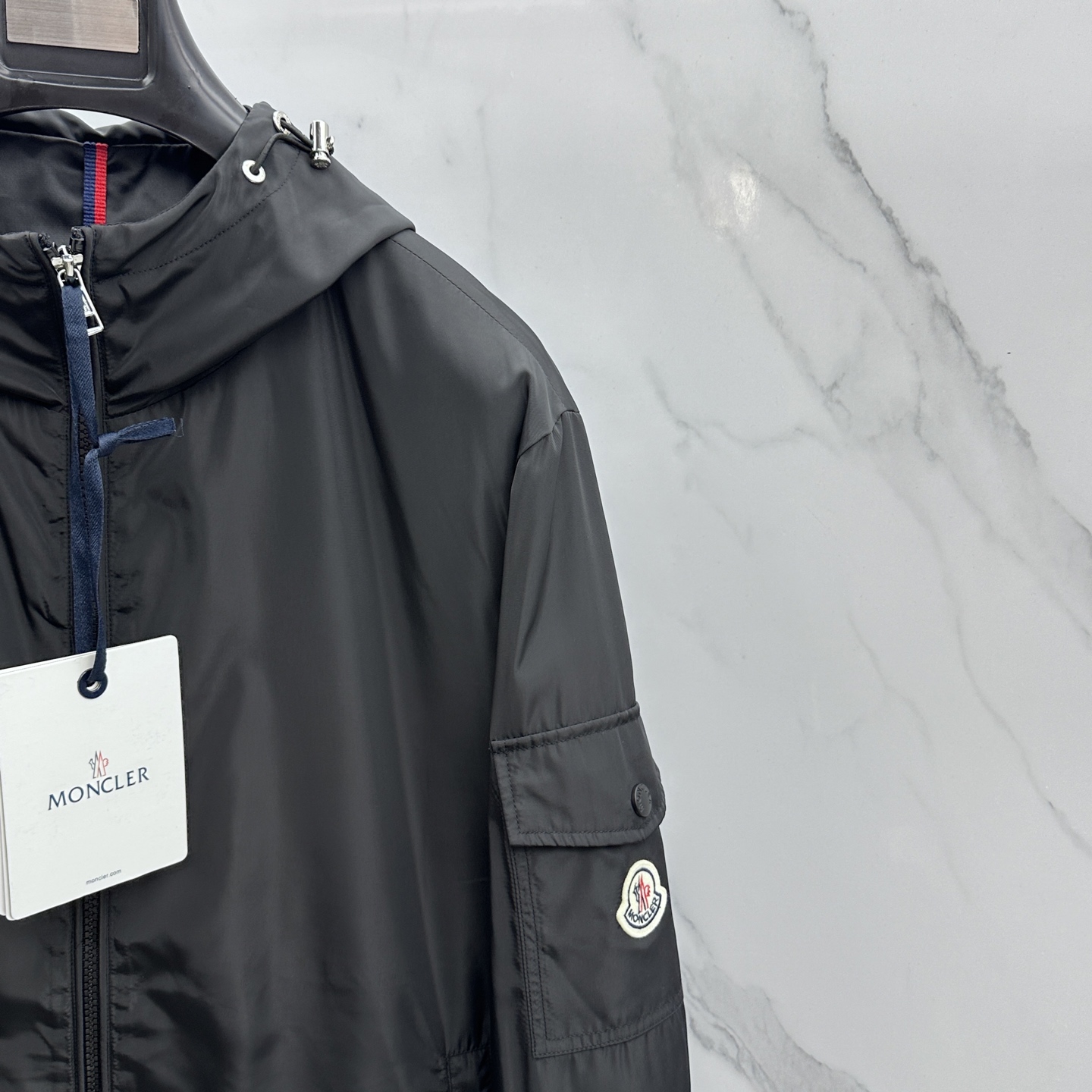 🆕Moncler蒙口 2026早春系列，最新时尚连帽夹克外套.处处细节显工艺足够的高级 结构性剪裁的设计