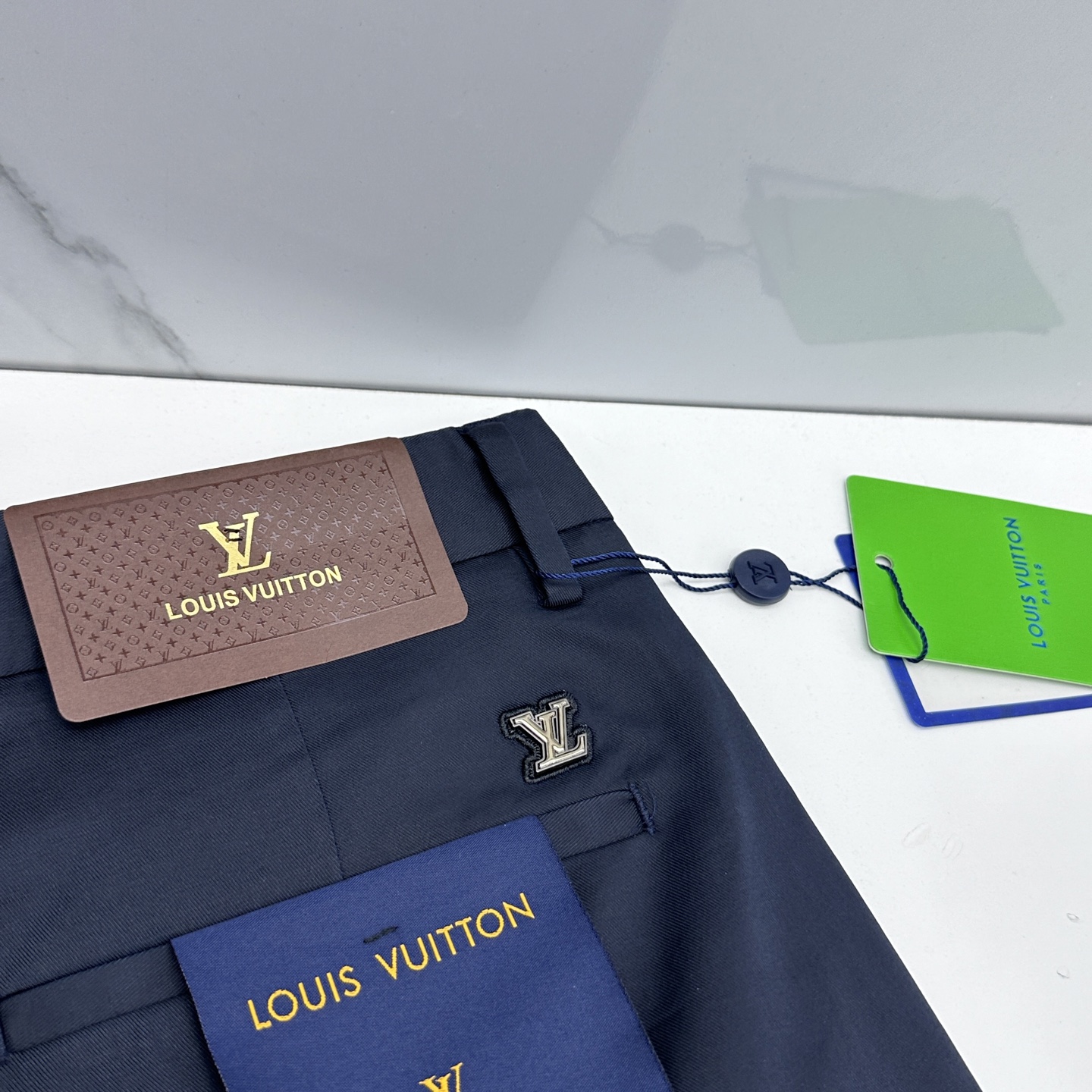 🆕LV路易威登 26ss春夏新品休闲裤西裤，官网同步发售，裤身工艺设计，客供辅料、面料定制，柔软丝滑，代