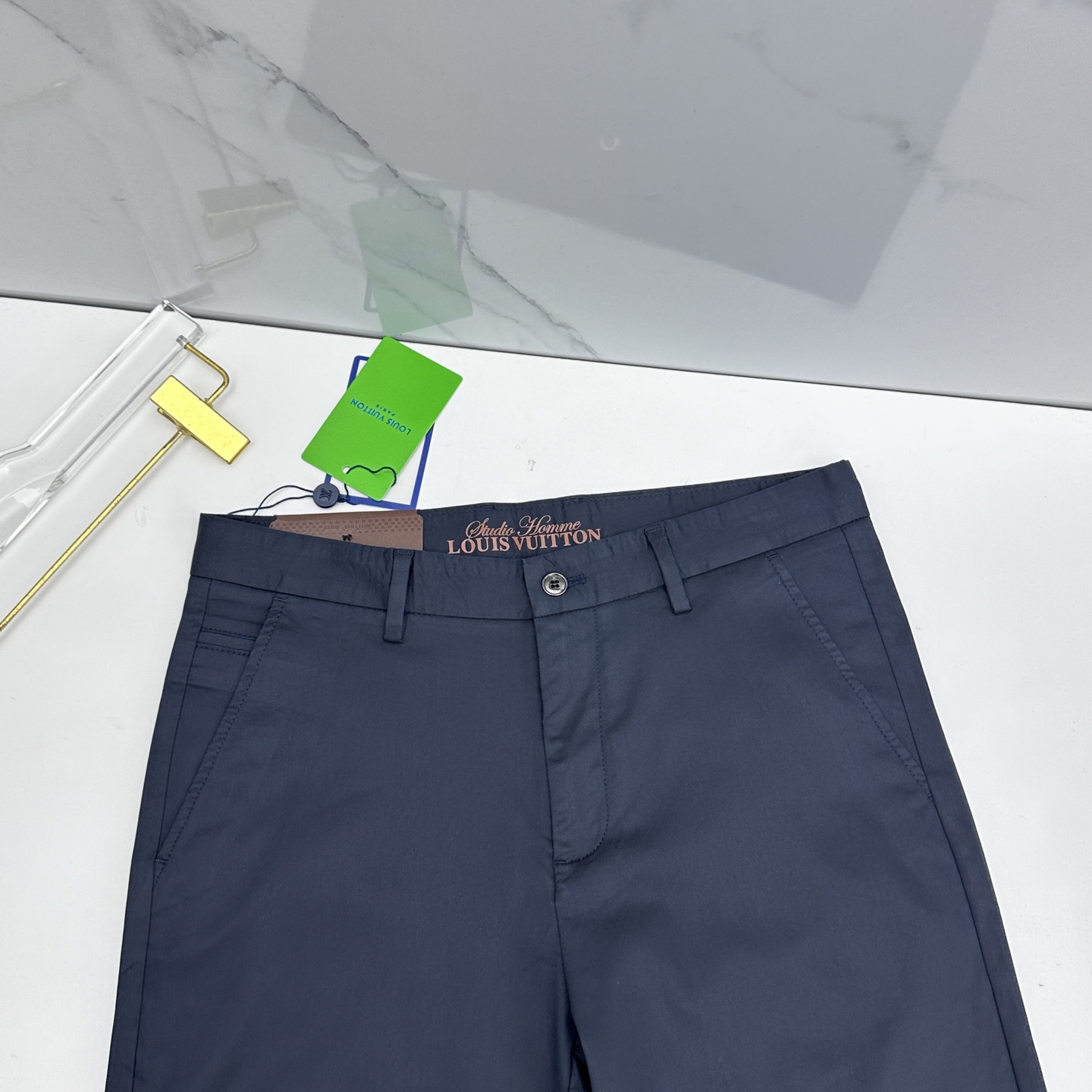 🆕LV路易威登 26ss春夏新品休闲裤西裤，官网同步发售，裤身工艺设计，客供辅料、面料定制，柔软丝滑，代