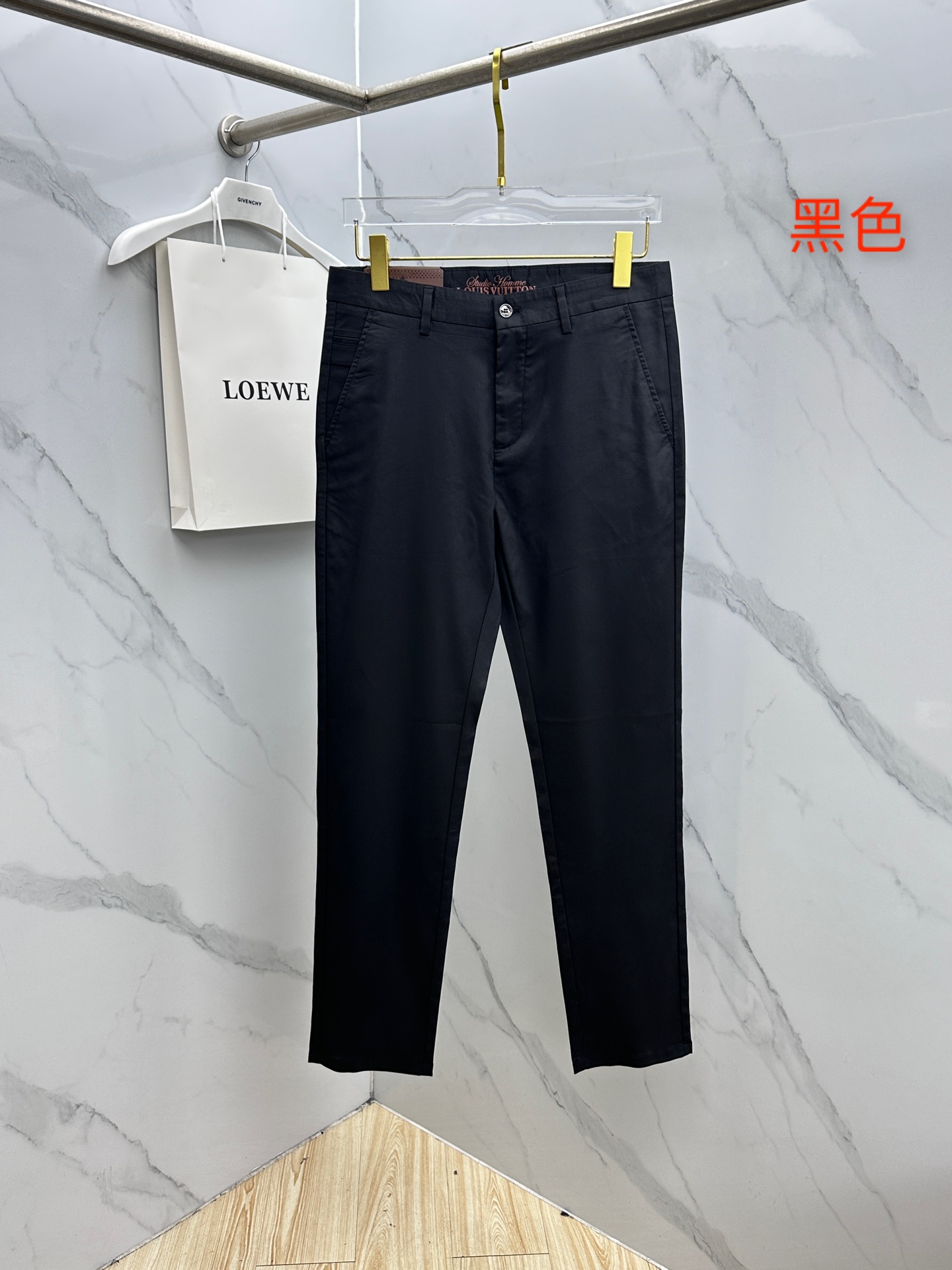 🆕LV路易威登 26ss春夏新品休闲裤西裤，官网同步发售，裤身工艺设计，客供辅料、面料定制，柔软丝滑，代