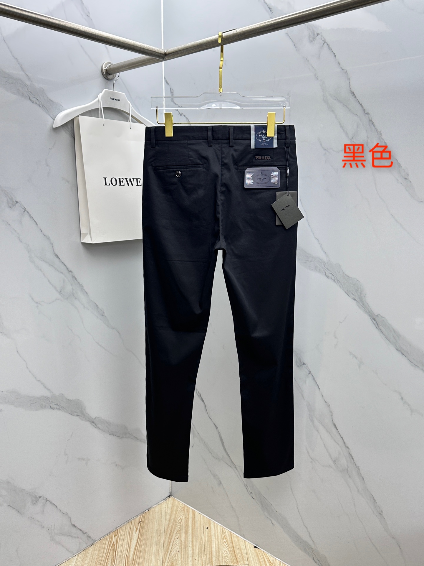 🆕Prada普拉达 26ss春夏新品休闲裤西裤，官网同步发售，裤身工艺设计，客供辅料、面料定制，柔软丝滑