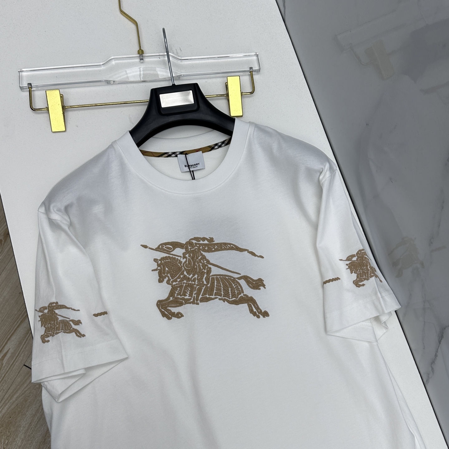 🆕Burberry巴宝莉 2026春夏新款短袖 官网同款T恤 双纱纯棉面料 多元化搭配 是眼下时尚前沿的
