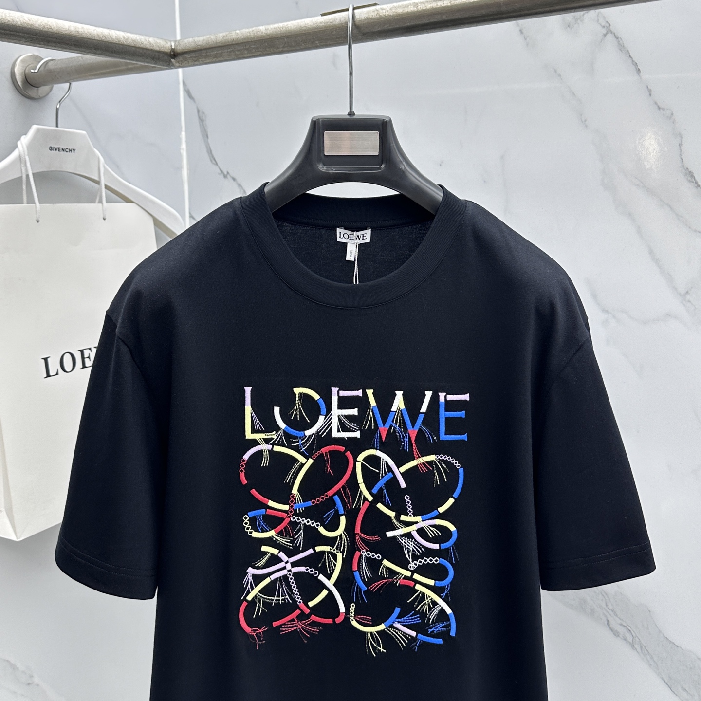 🆕LOEWE罗意威 2026春夏新款短袖 官网同款T恤 双纱纯棉面料 多元化搭配 是眼下时尚前沿的创新趋